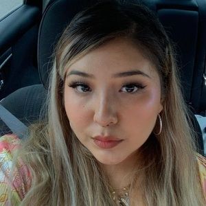 Meet your Posher, Fatima